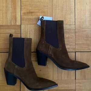 Elegant Brown Suede Heeled Boots